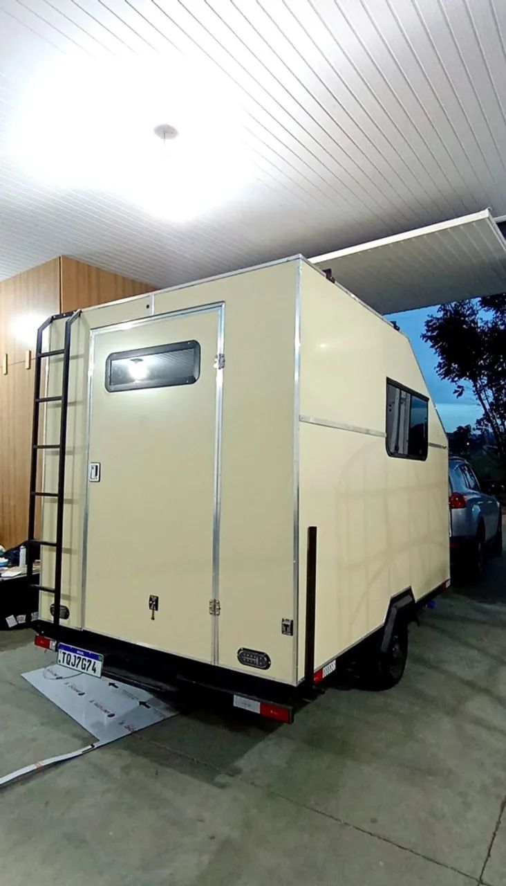 Trailer Camping 
