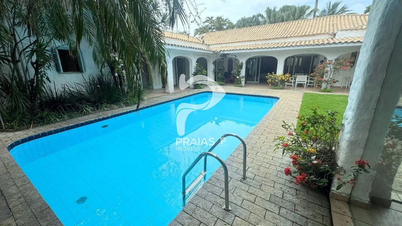 Casa térrea com piscina, 5 dormitórios, Enseada, Guarujá