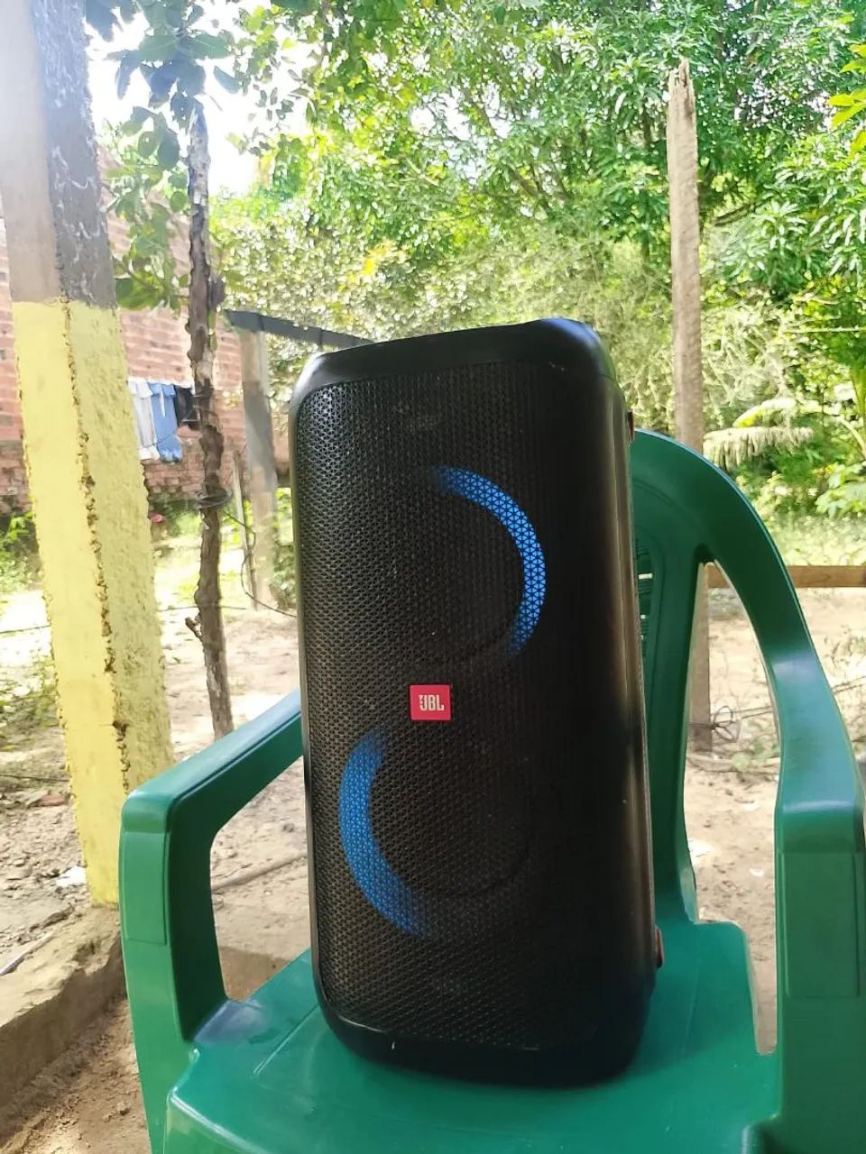 Vendo uma JBL partybox 100 - Aparelhos de Som - Maracujá, São Luís