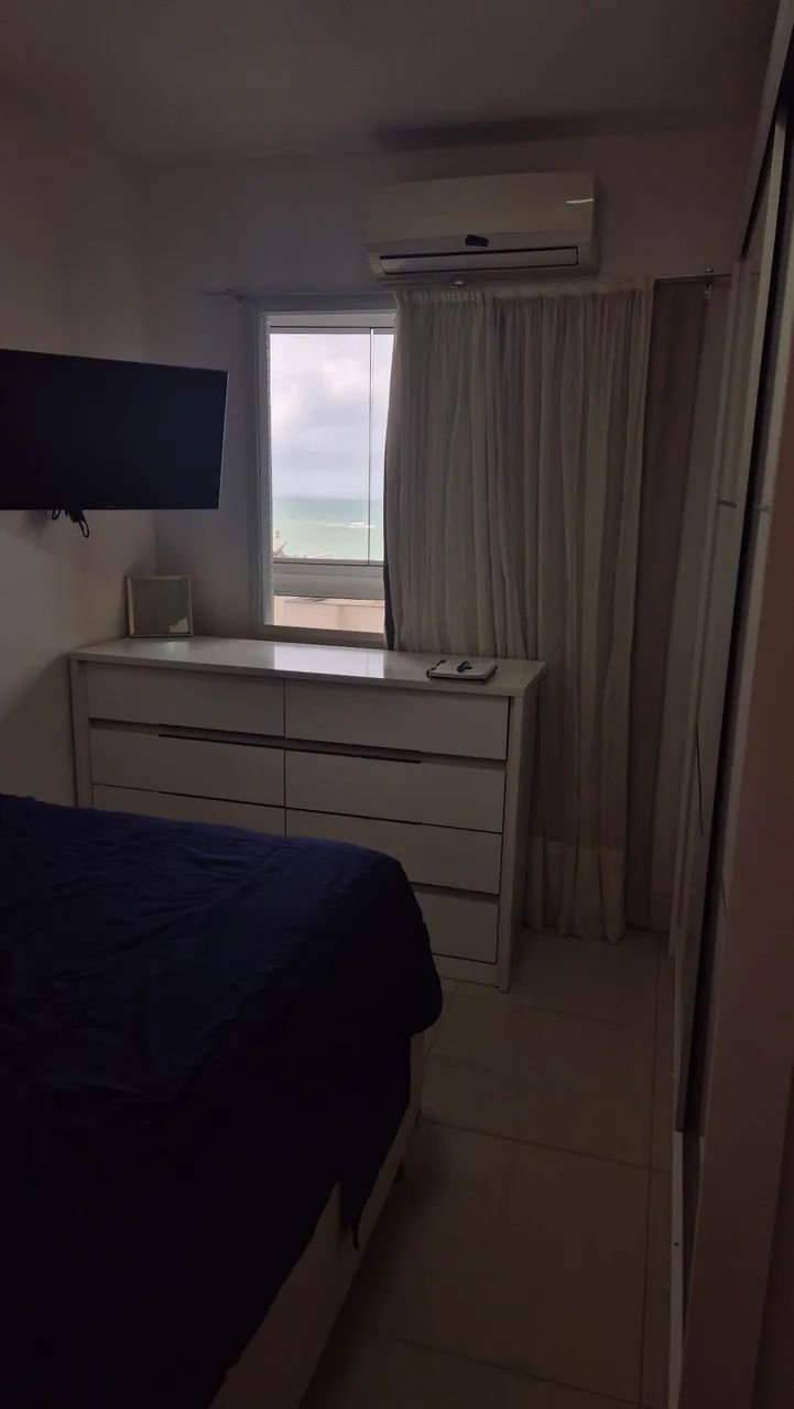 Apartamento mobiliado com vista, sol da manhã e 2 vagas de garagem - Foto 4