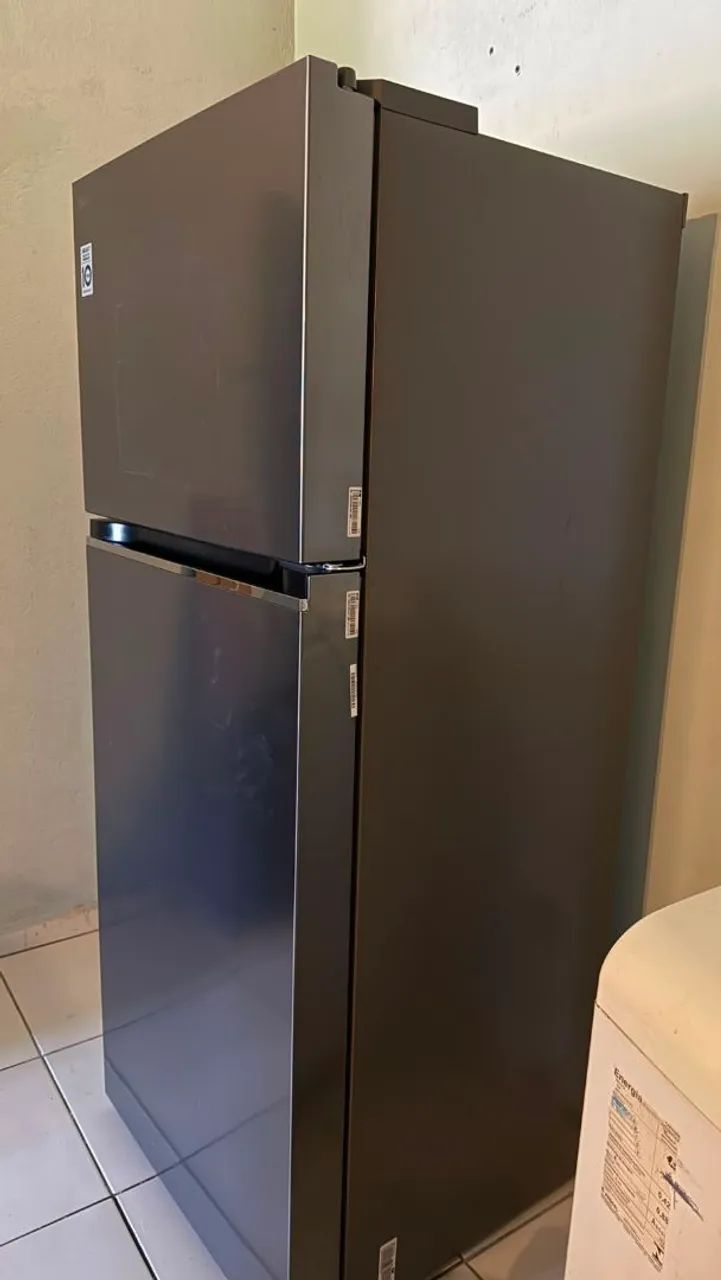 Vendo geladeira 395 litros - Foto 2