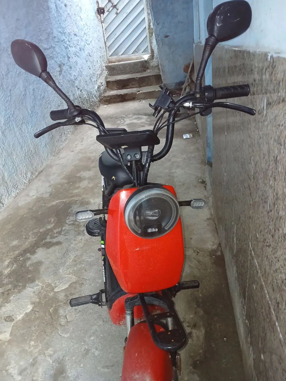 Vendo Baker eletrica 8 mês de comprada