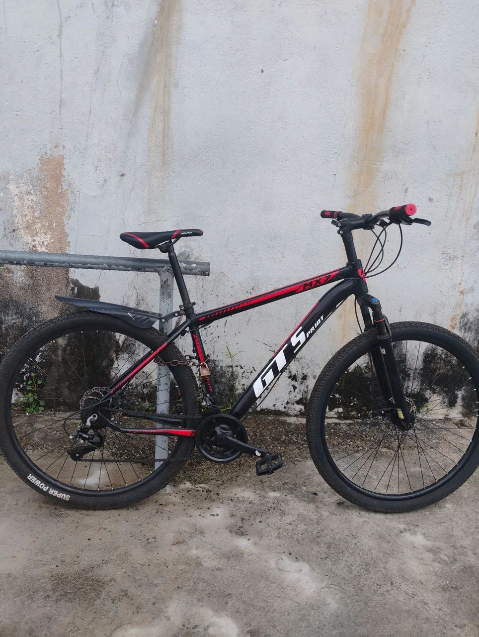 Bicicleta semi nova 