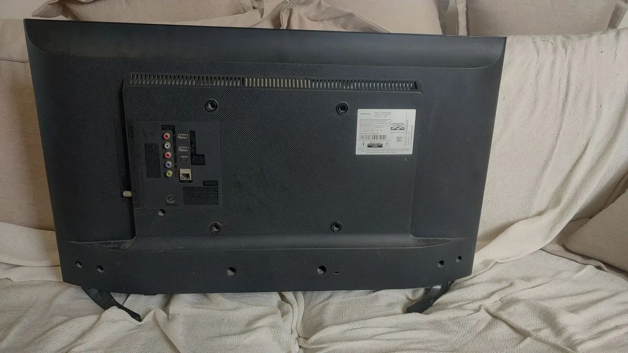 Smart TV.<br>Tamanho: 32 polegadas - Foto 3
