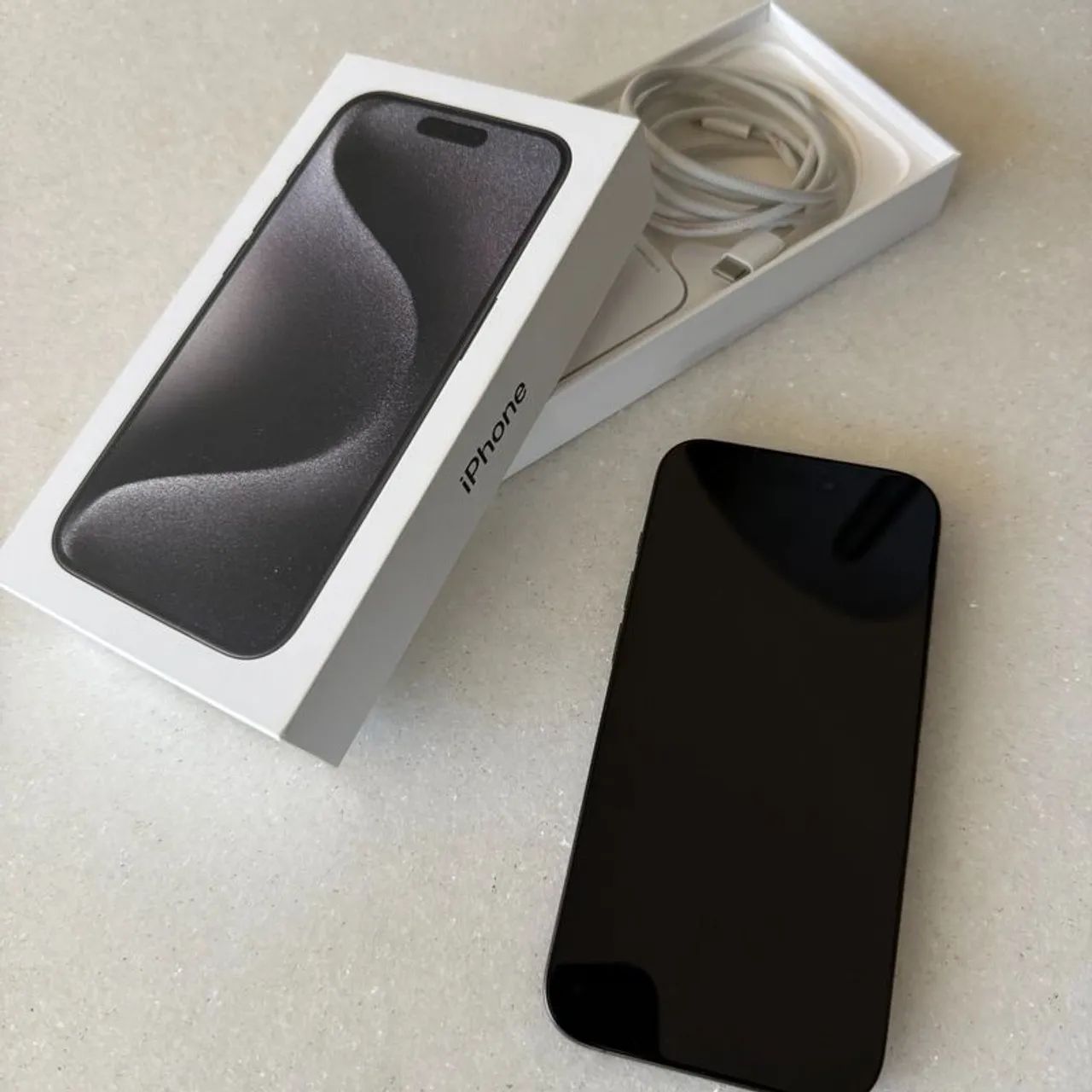 iPhone 15 pro - 128gb 
