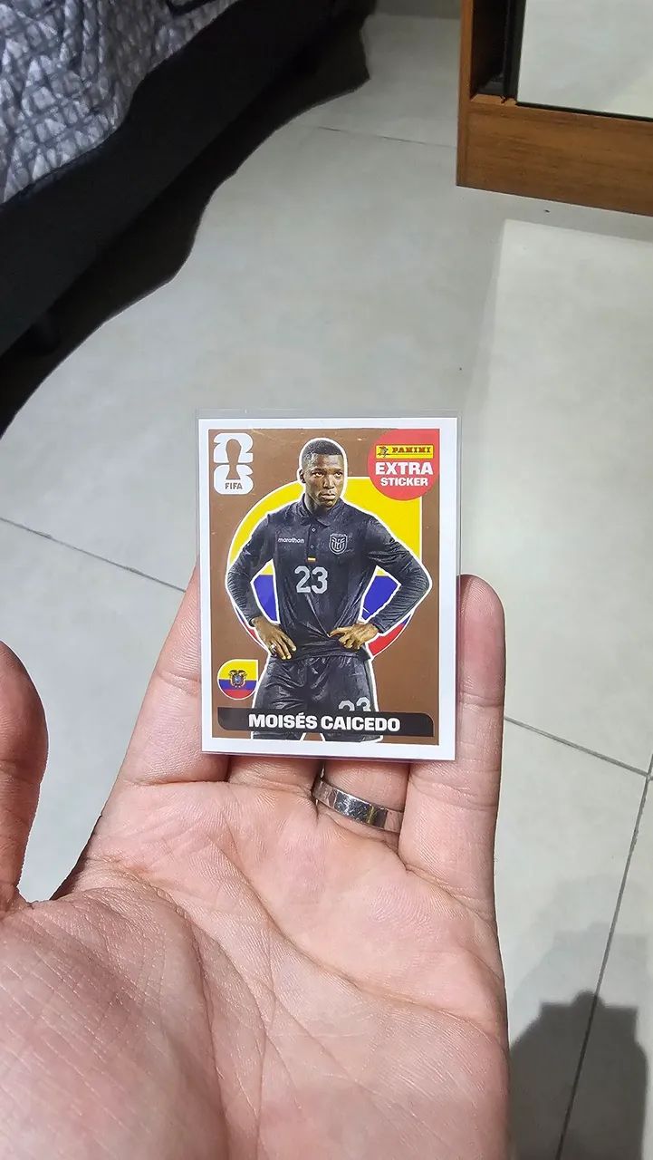 Legend Bronze Moisés Caicedo Panini Copa do Mundo 2026 - Foto 2