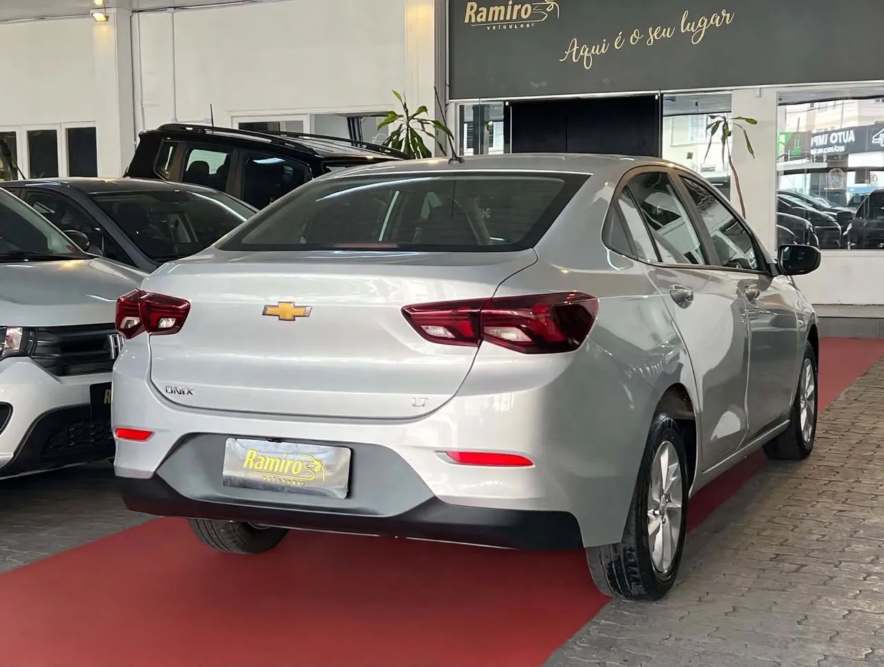 Chevrolet Onix Plus LT 1.0 12V Flex Mec. 4P 2023 - Foto 5