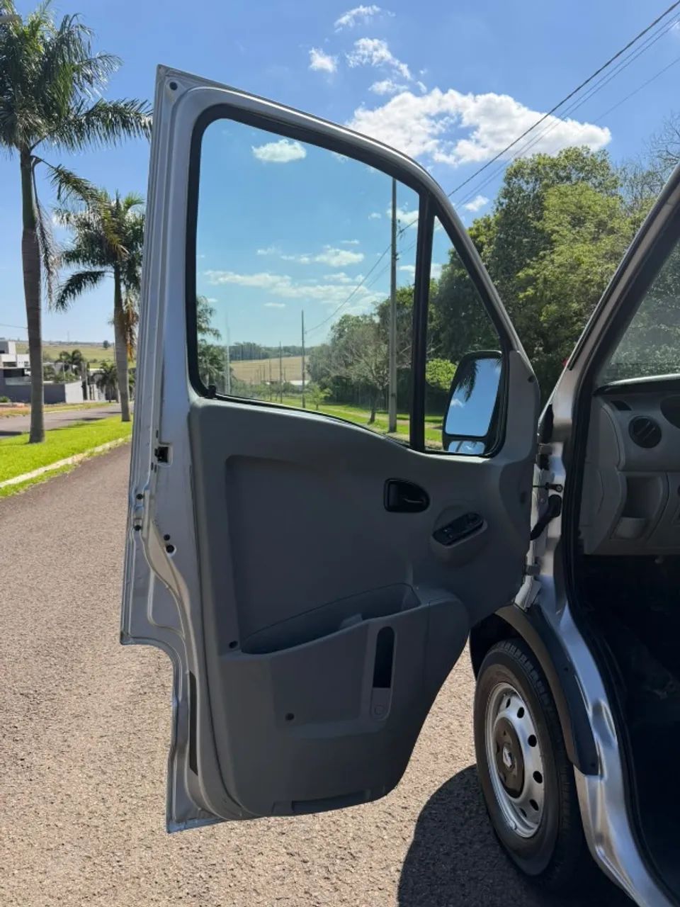Renault Master 2.3 DCI STD Medio Esco. 20L Dies. 2013 - Foto 3