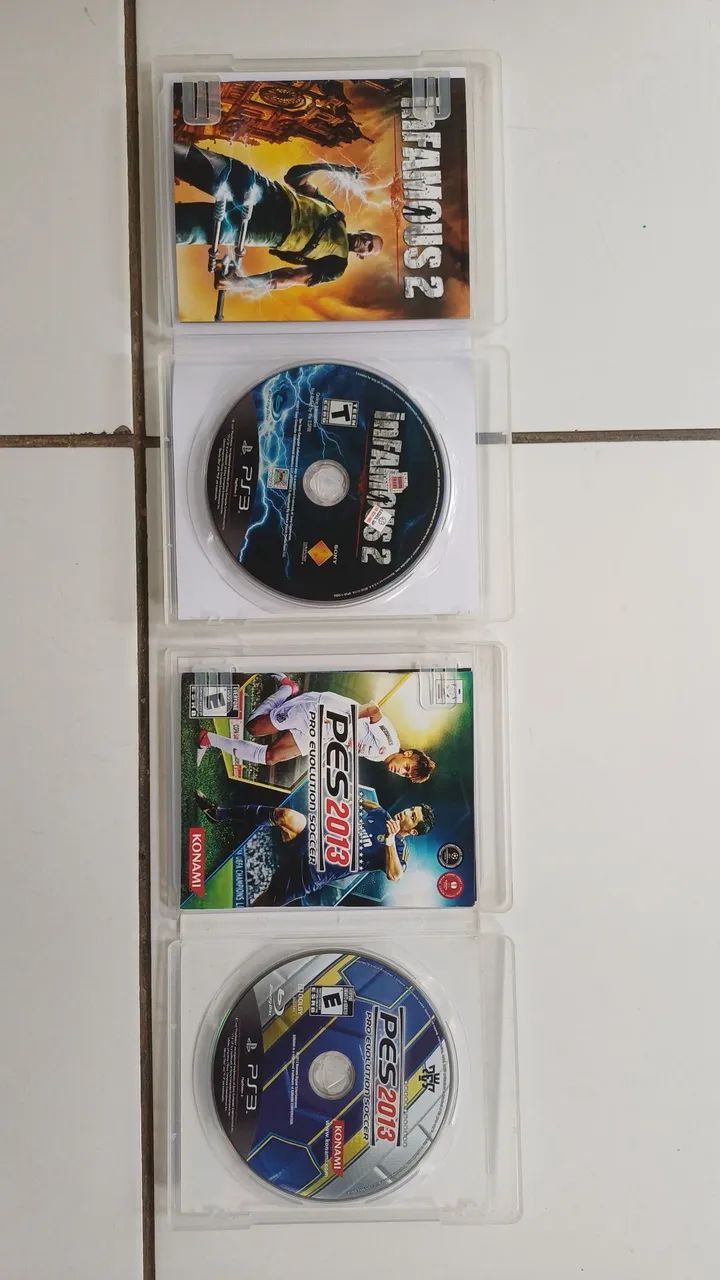 PS3 com 2 controles +jogos - Foto 4