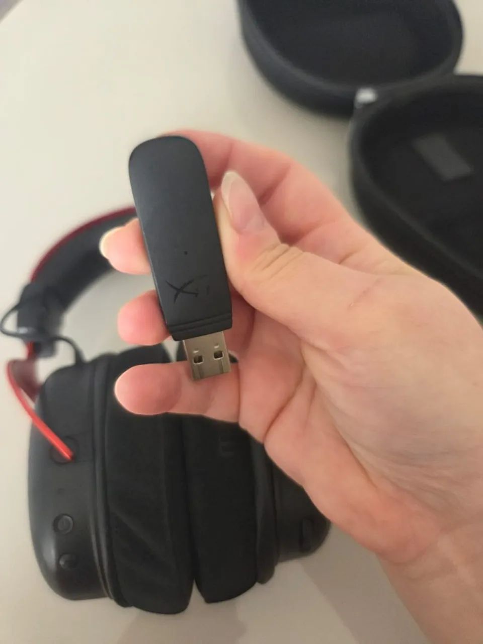 Headset HyperX Cloud 2 Wireless com case de transporte - Foto 5