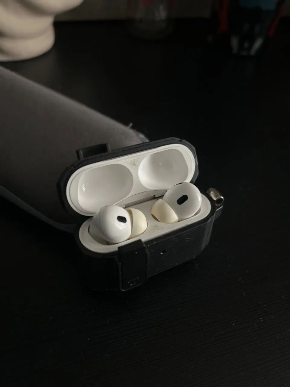 AirPods Pro 2 - com estojo e capinha  - Foto 2