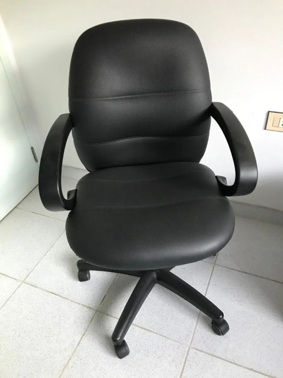 cadeira rotativa diretor