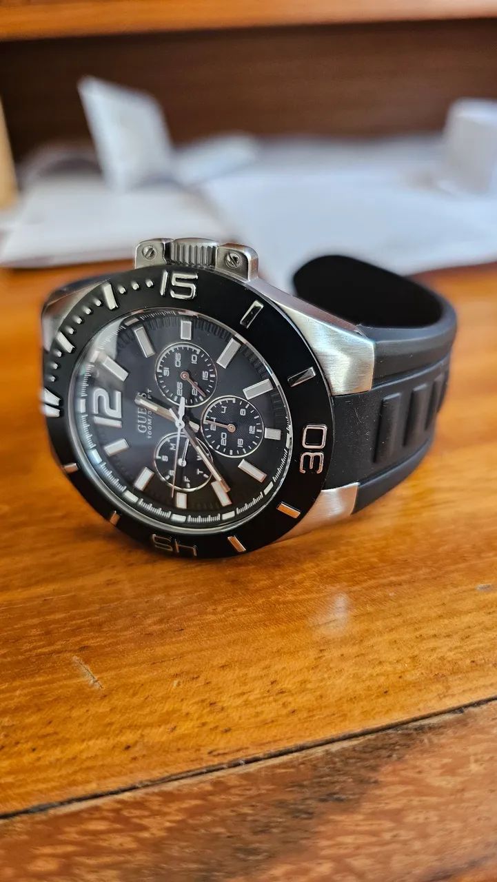 Relogio GUESS estiloso  - Foto 4