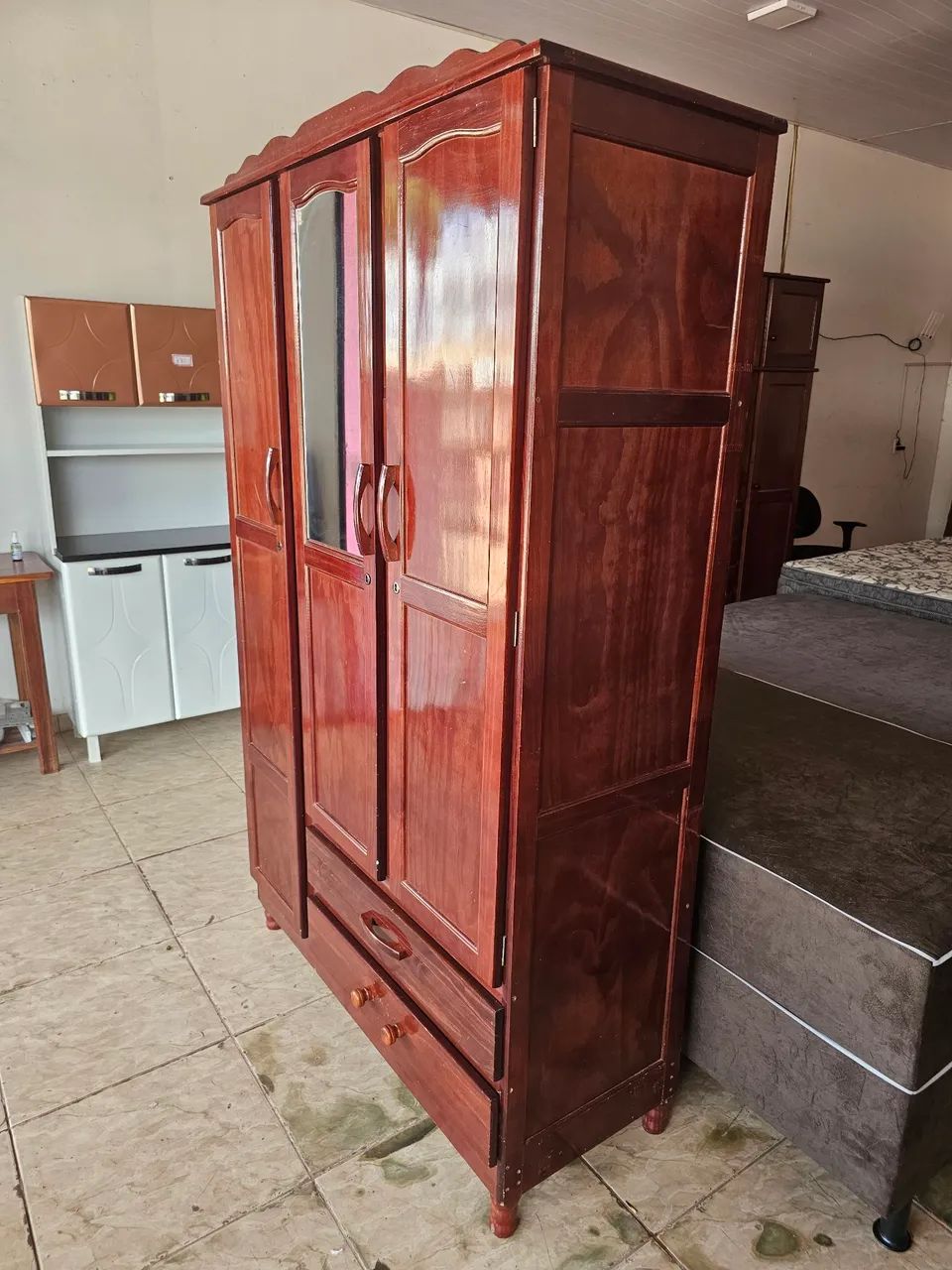 Guarda roupa usado de pinho  - Foto 4