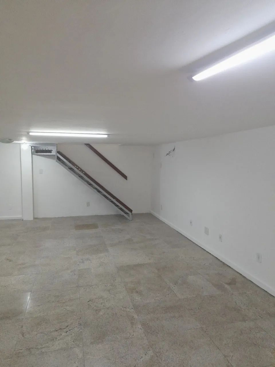 ALUGO LOJA SHOPPING RIO BRANCO, STA LÚCIA  - Foto 2