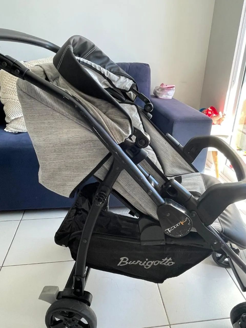 Carrinho e bebe conforto 