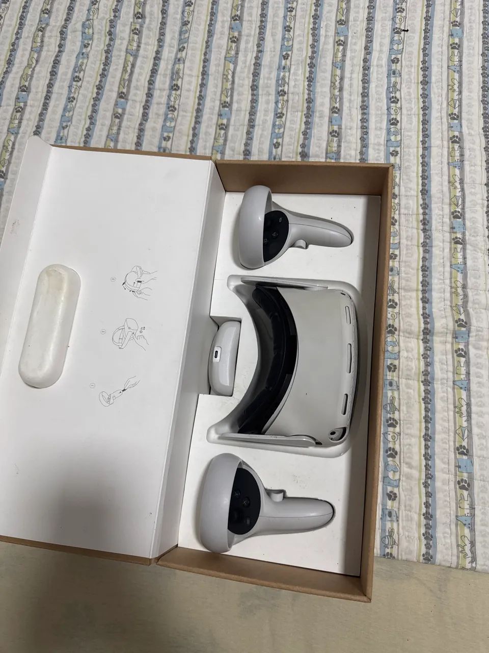 META QUEST 2 KIT PREMIUM COM BOBOVR 2 PRO BATERIA EXTRA E ACESSORIOS