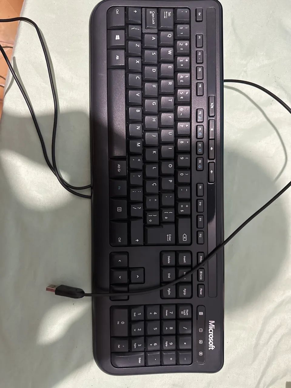 teclado wired 600 desktop microsoft415985449567539200