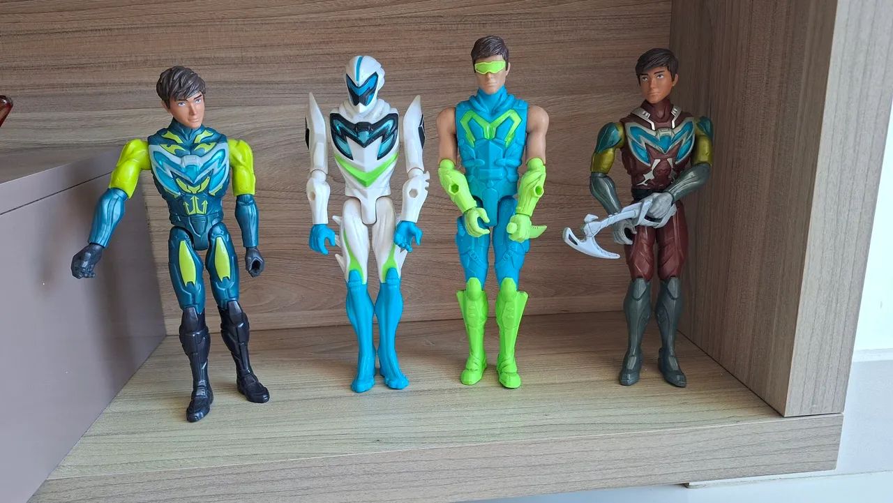 Bonecos super Heróis  - Foto 3