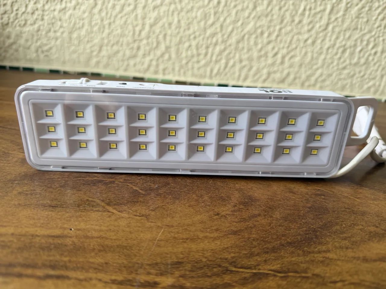 Iluminação de emergência em Led - Foto 3