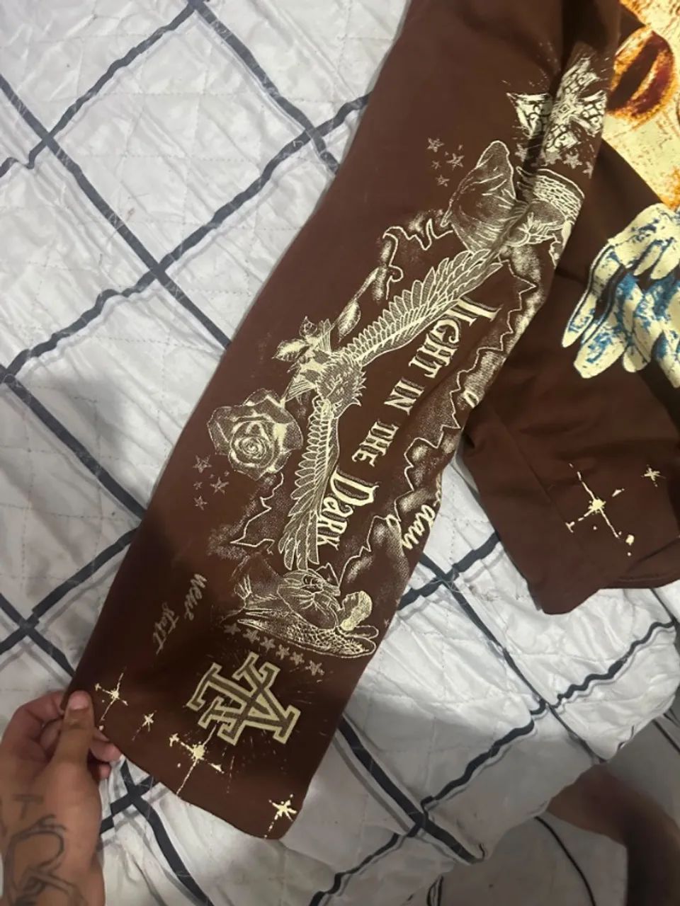 VENDO CAMISETA SHEIN NOVA - Foto 2