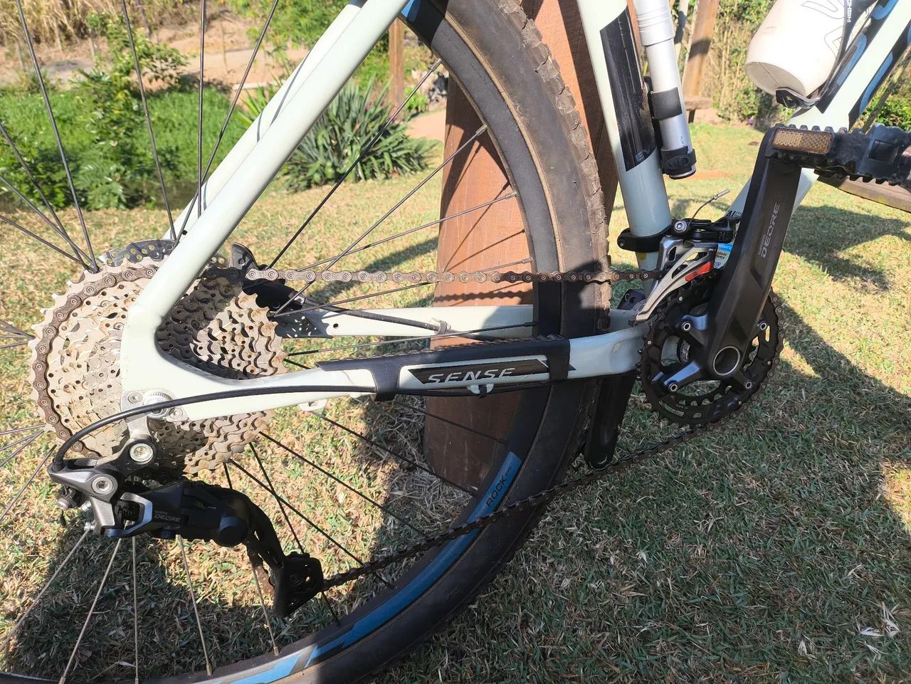 Bicicleta Sense Rock Evo 21/22 aro 29 - Foto 3