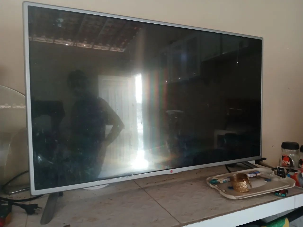 Tv LG retirada de peça 