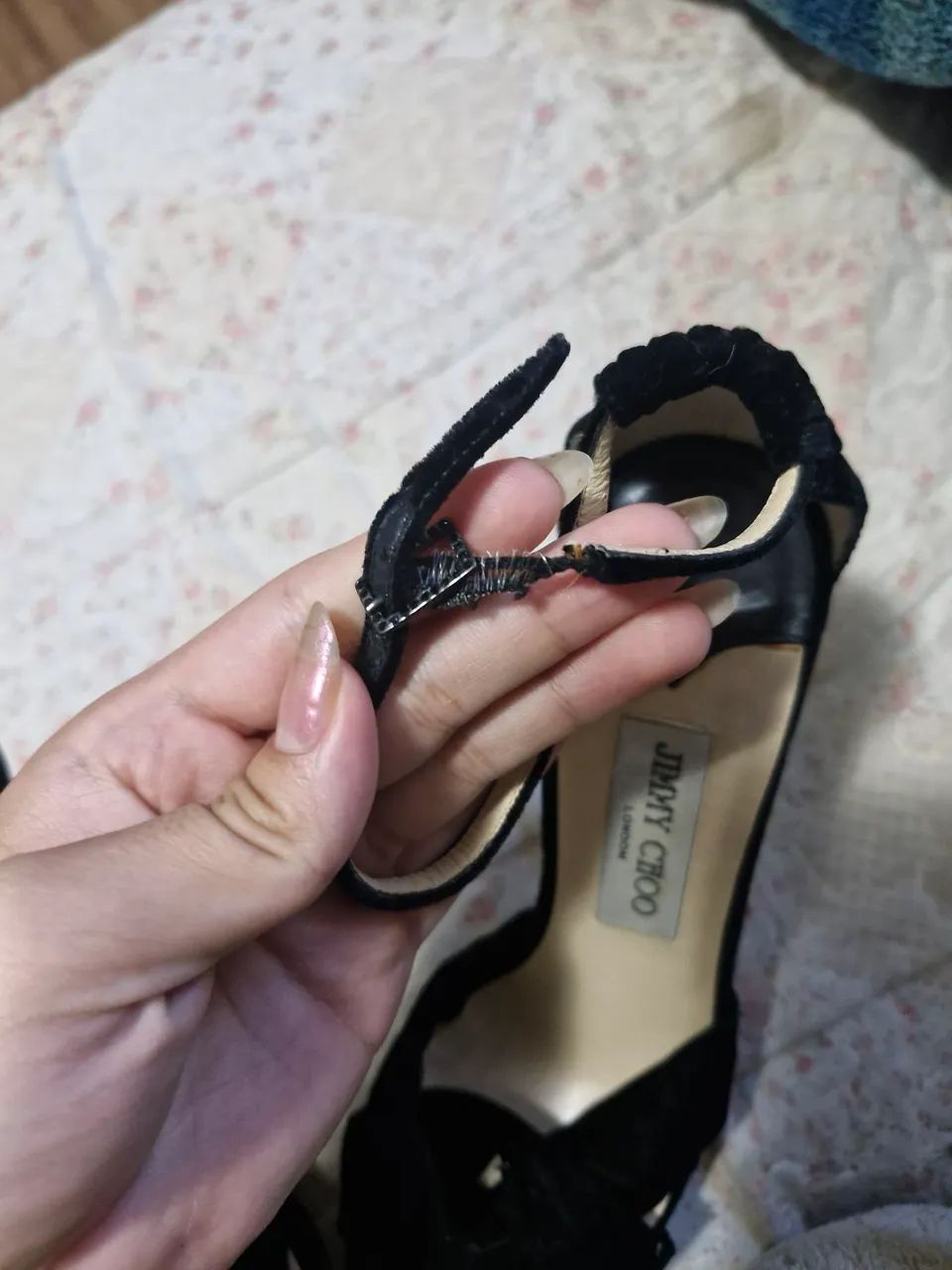 Salto Jimmy Choo veludo - Foto 2