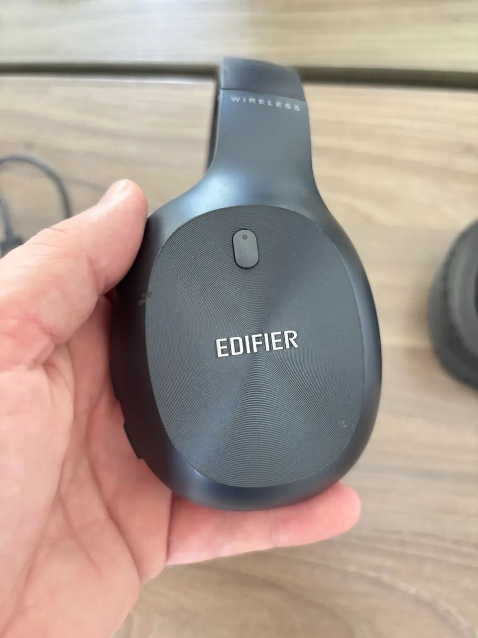 Headset Edifier usado