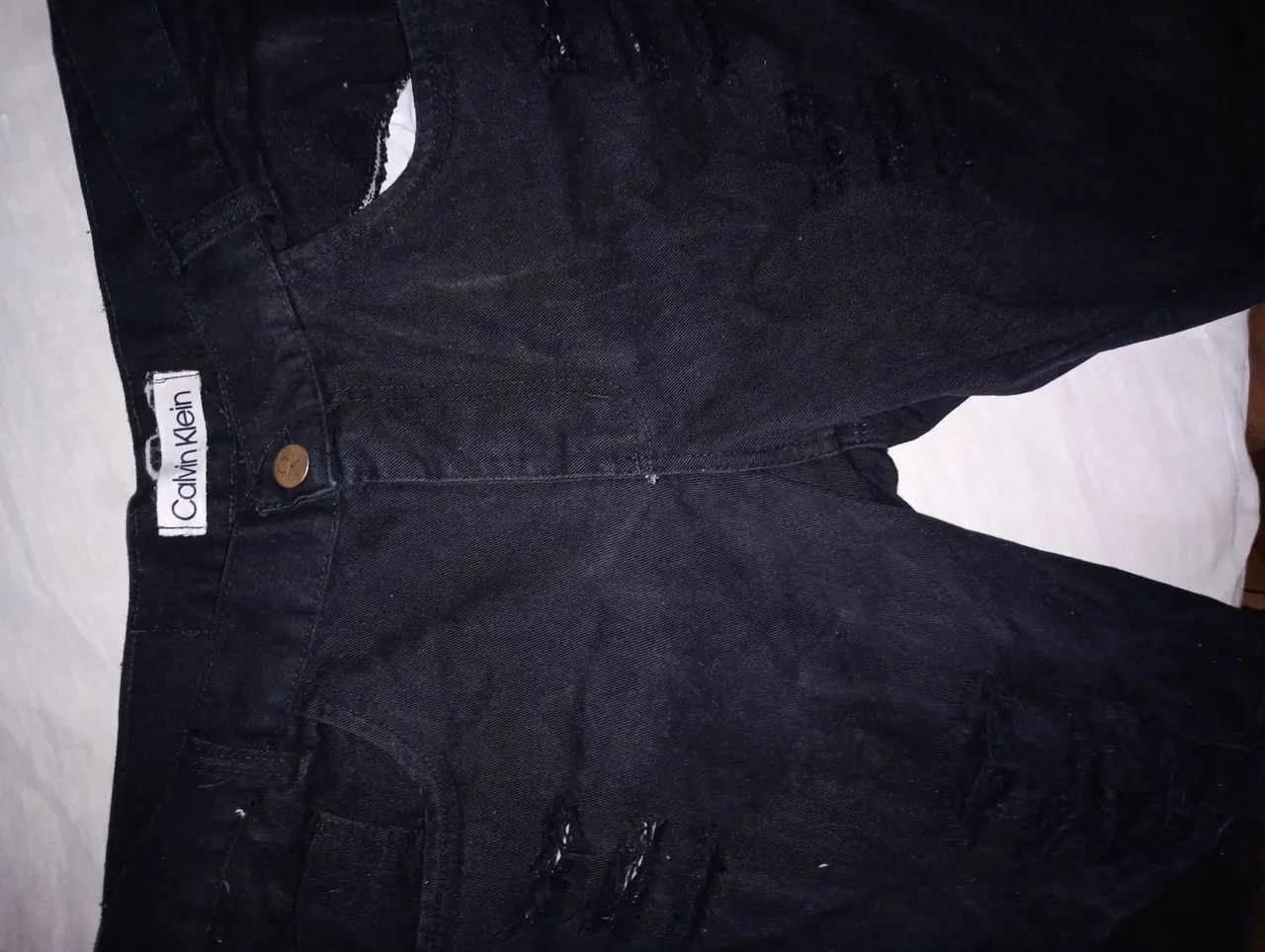 Vendo uma bermuda jeans Calvin klain top. Entrego  - Foto 5
