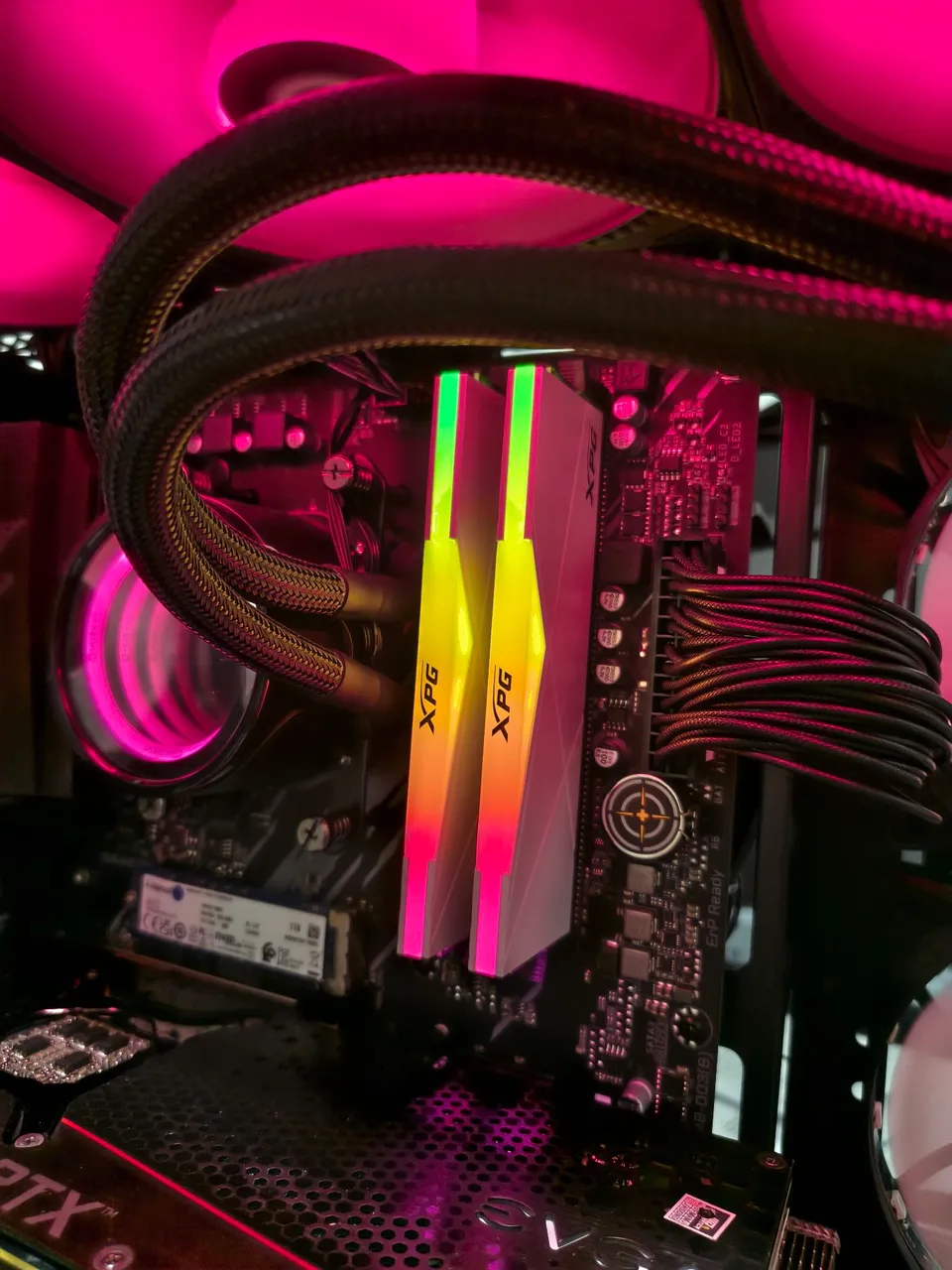 PC Gamer Ryzen 5 3500X + GTX 960 + 16GB DDR4 + SSD NVMe