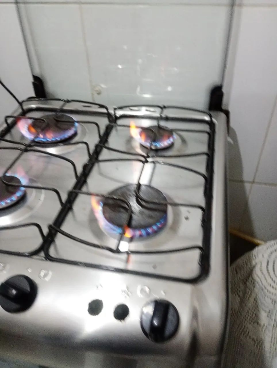 Fogão Electrolux funcionando perfeitamente. - Foto 3