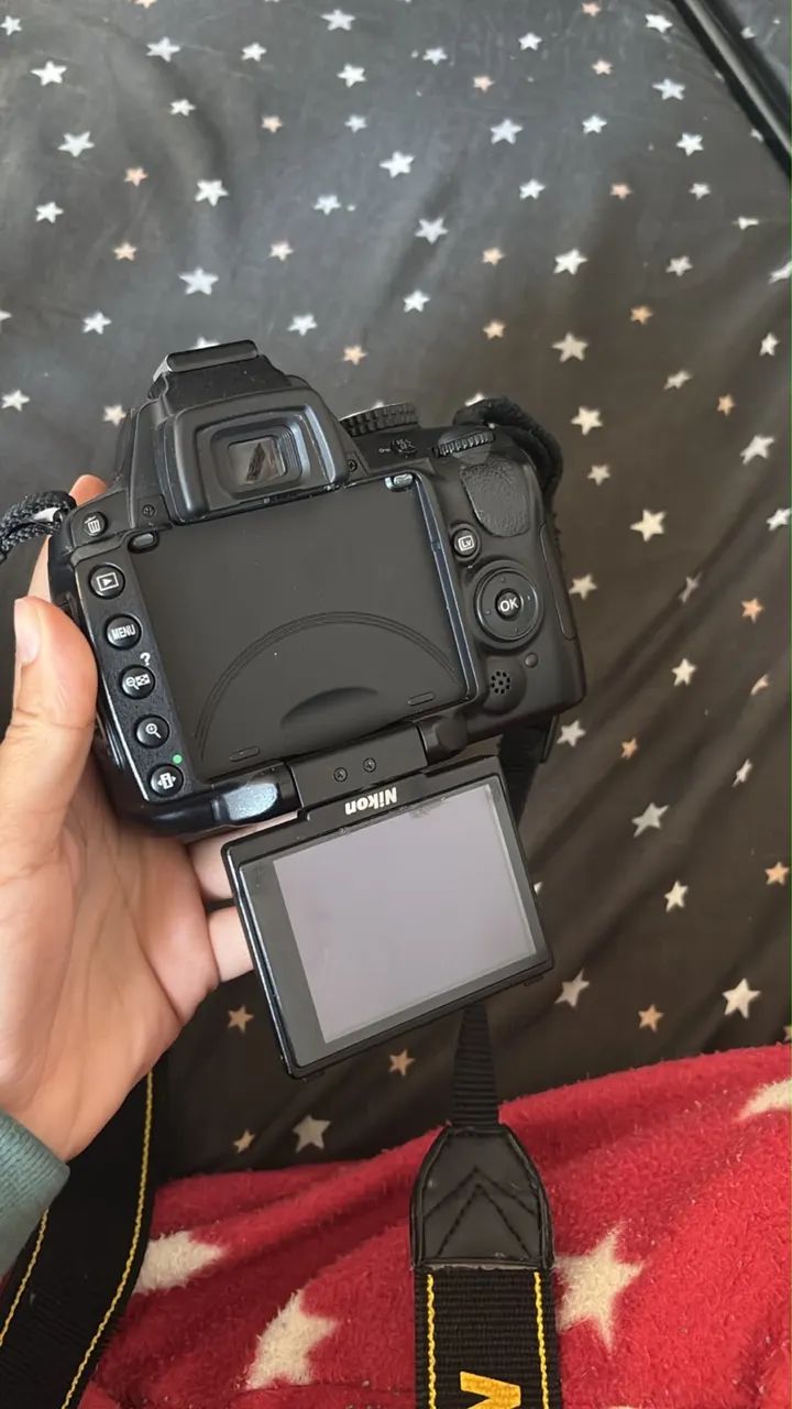 Vendo câmera Nikon D5000 - Foto 2