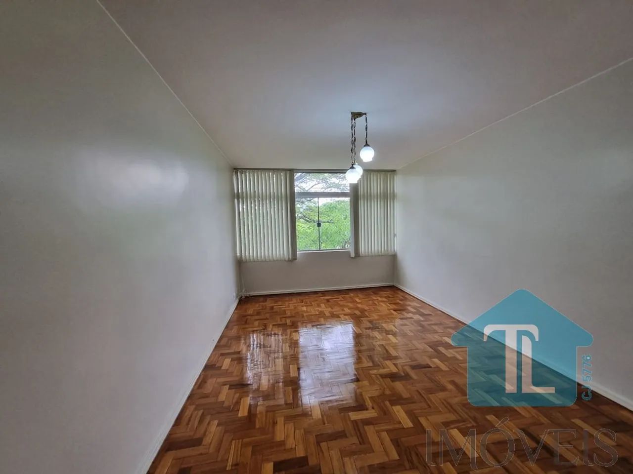 VENDO 03 QUARTOS NA SQN 405 BL C