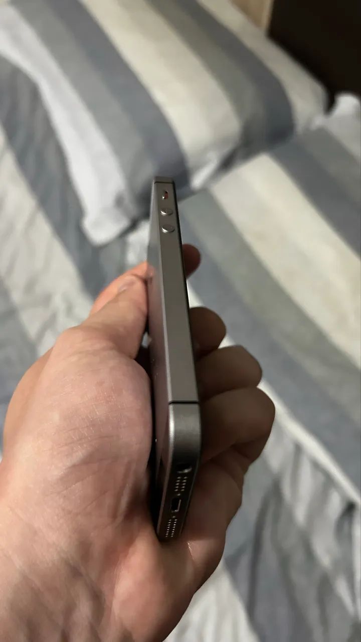 iPhone SE 128GB - Foto 3