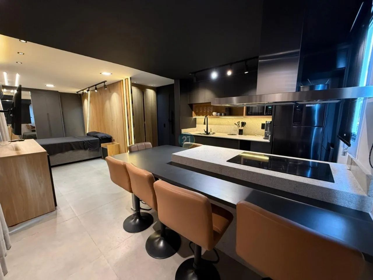 Alugo Cobertura/Studio finamente mobiliada e decorada, com spa privativo, vaga de garagem,