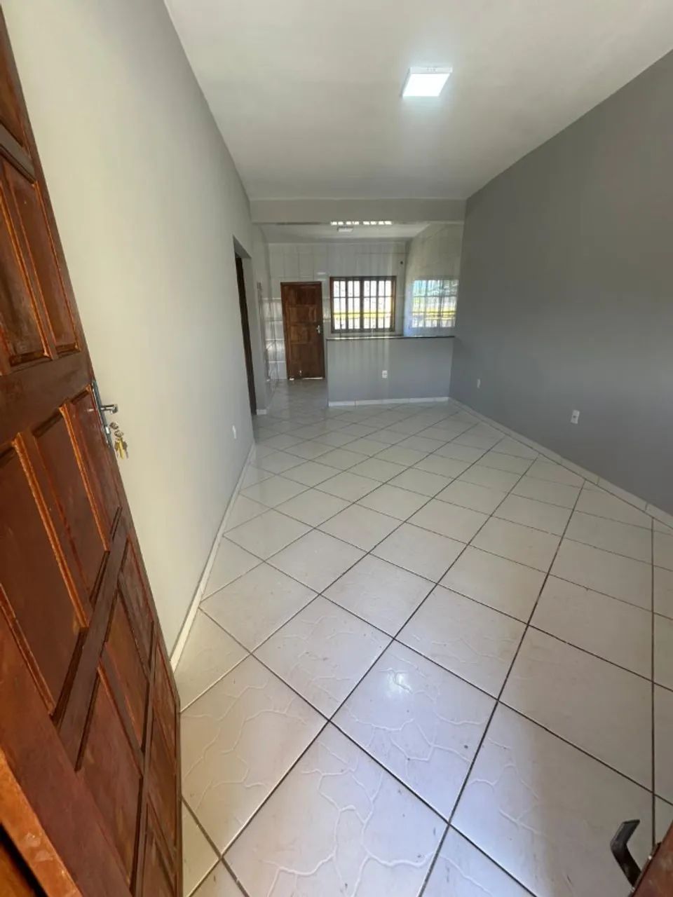 Casa espaçosa e barata - Foto 4