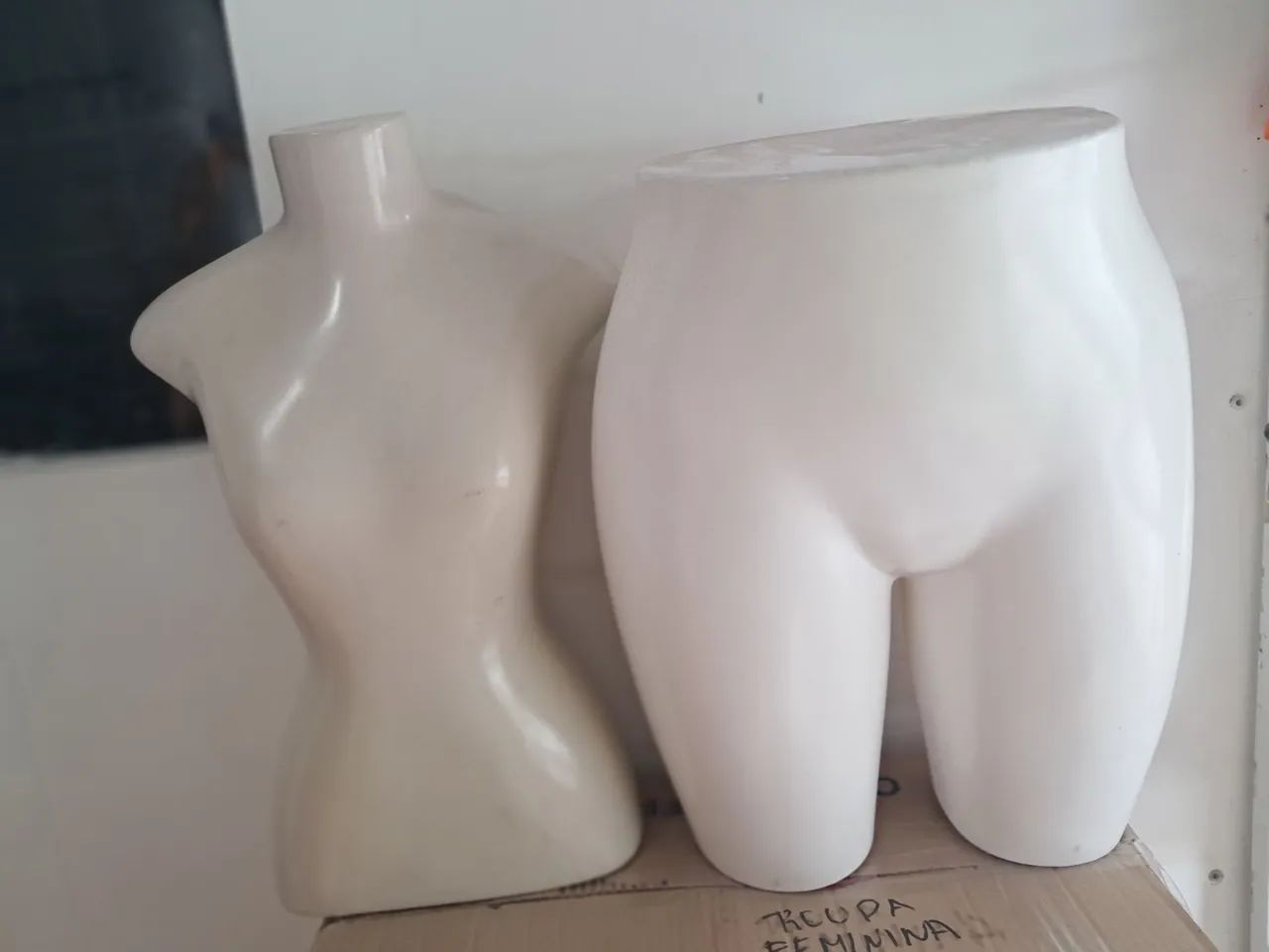Manequins.