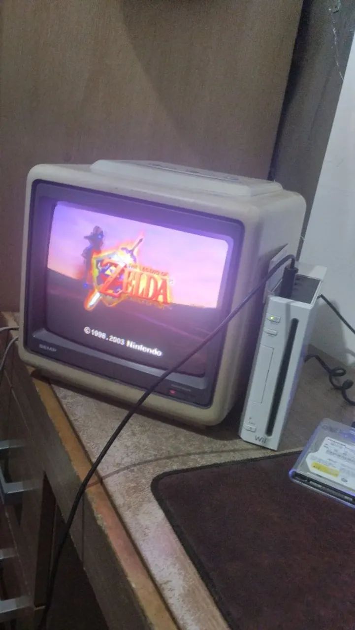 TV 1022AV