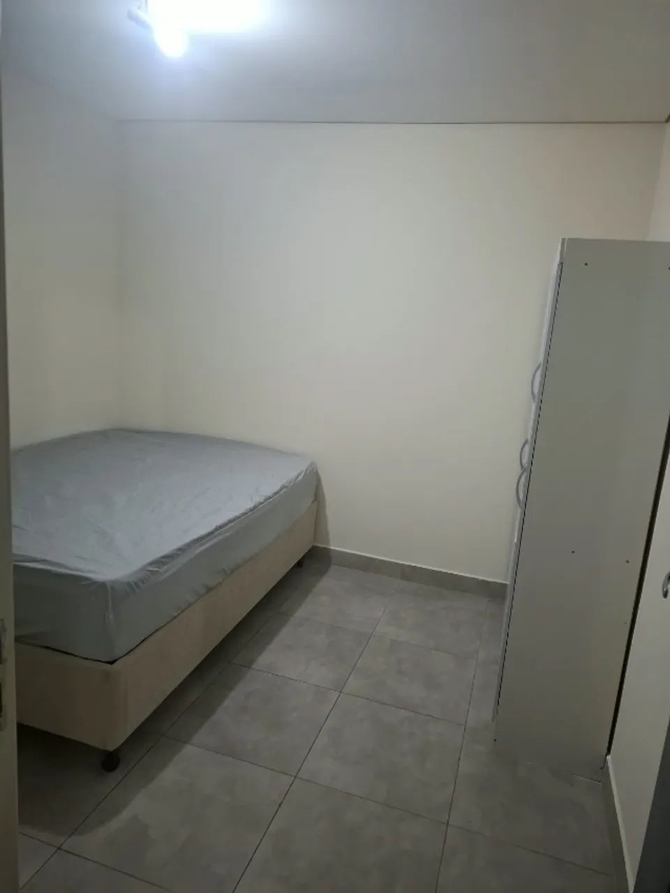 Quarto para rapazes próximo ao Terminal do Campo Comprido - Foto 4