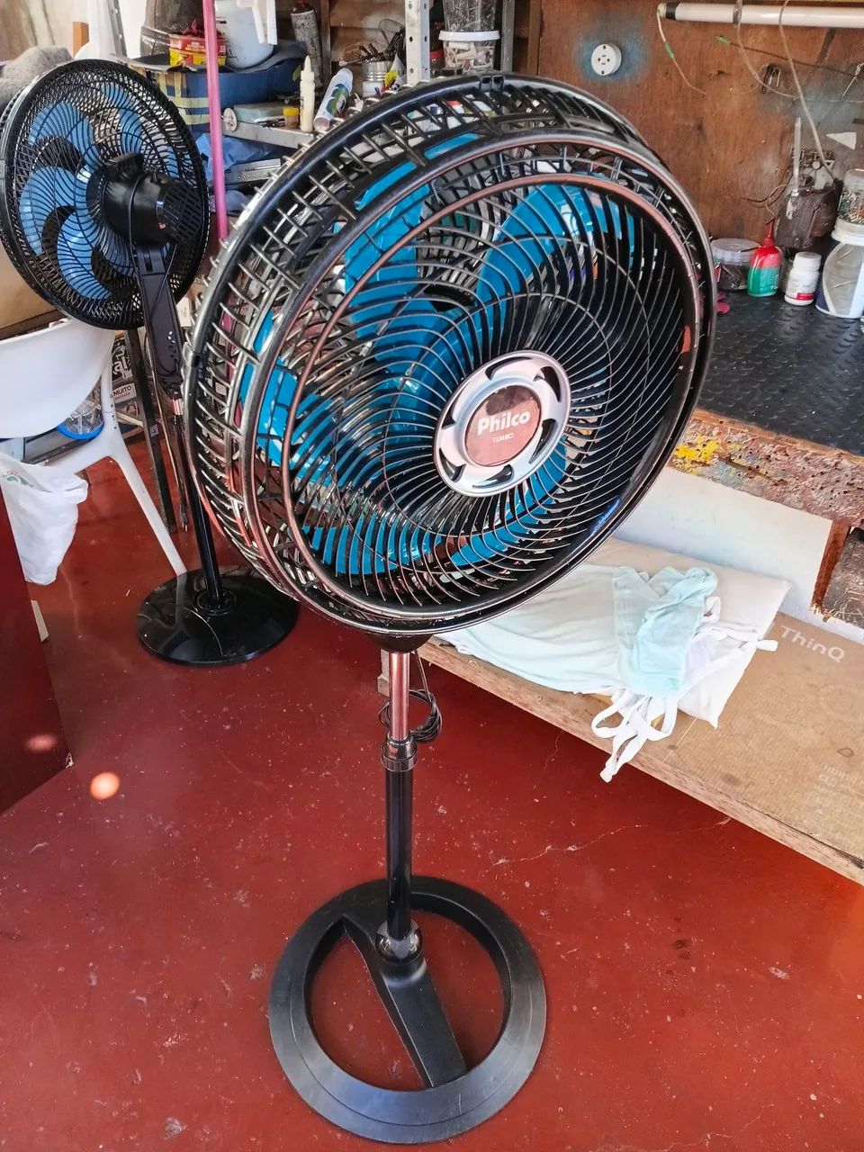 Ventilador de coluna 110v funciona ok
