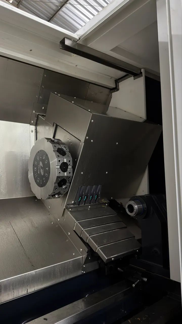 Torno convencional CNC  - Foto 2