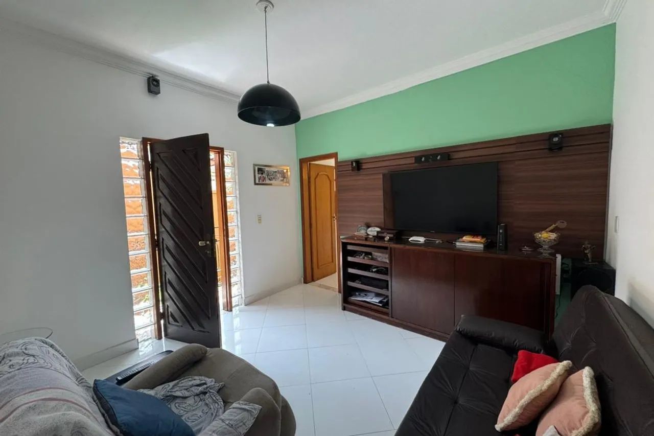 Casa à Venda - Boa Vista, 4 Quartos, 210 m2