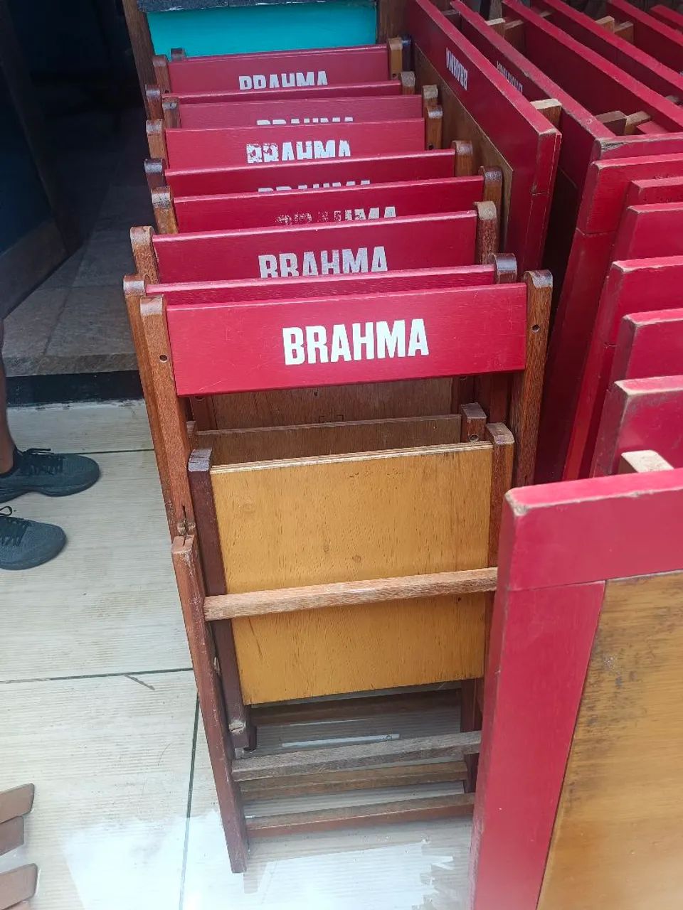 Cadeiras dobravéis de madeira BRAHMA - Foto 2