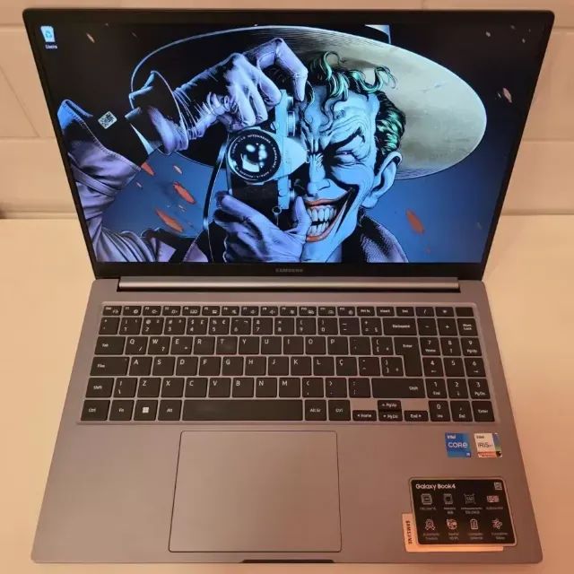 Notebook Samsung GalaxyBook4 i5 13th - 8Gb Ram - Intel Iris Xe - SSD