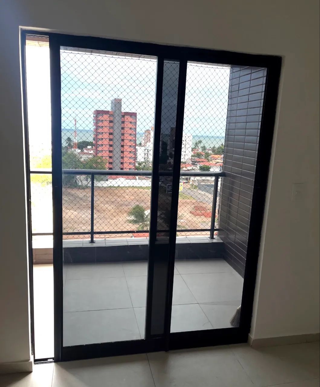 Película em porta de vidro  - Foto 2