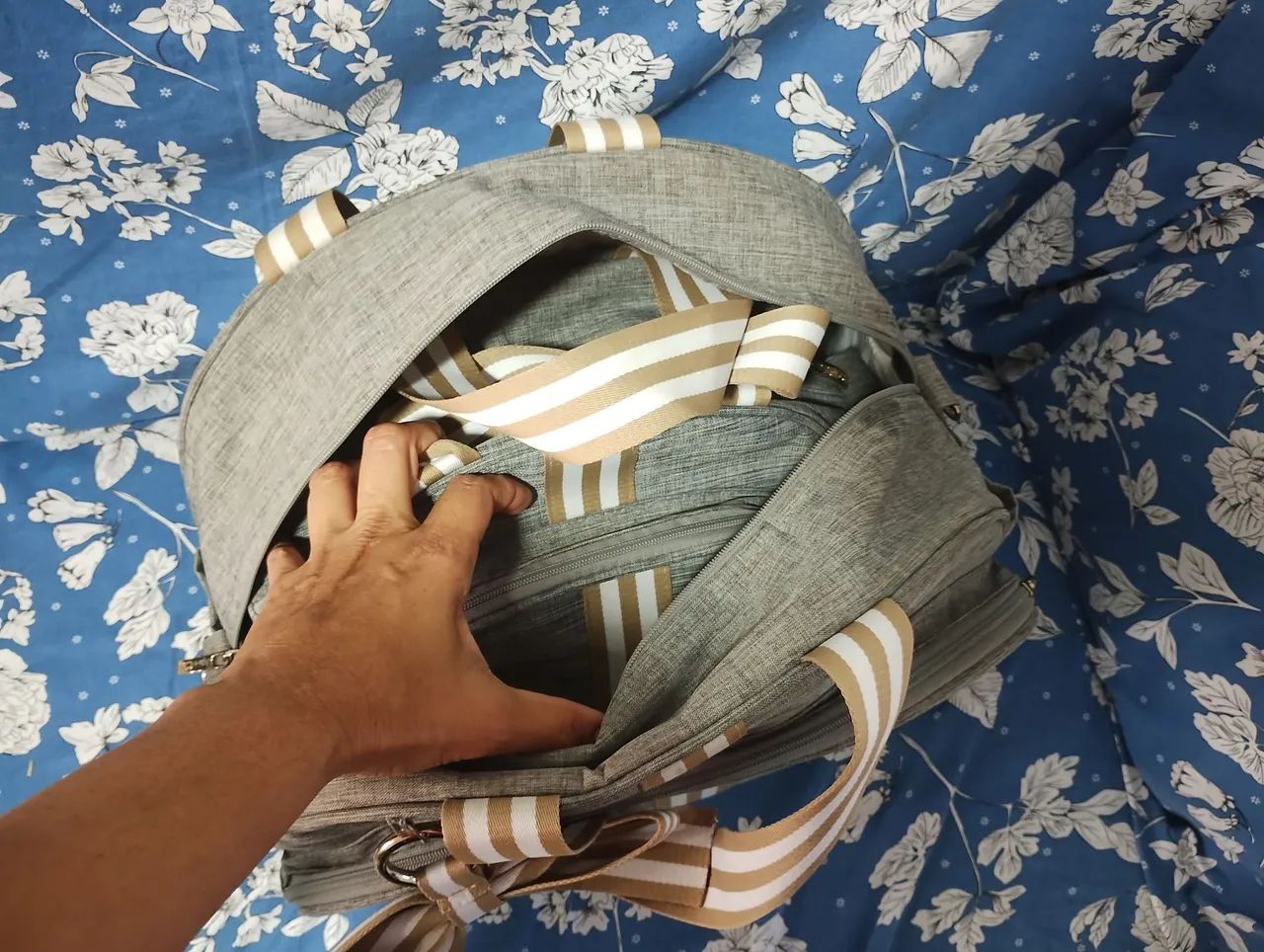 Vendo Cj de bolsas para bebê, maternidade pouco usada - Foto 4