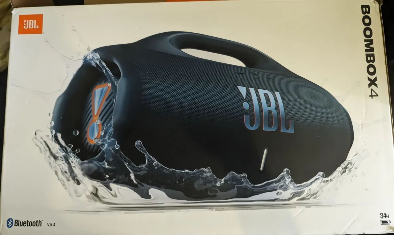 JBL boombox 4