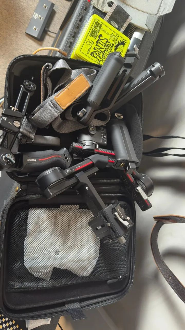 DJI Ronin RS3 Pro com handle adicional e correia smallrig432957671583918081