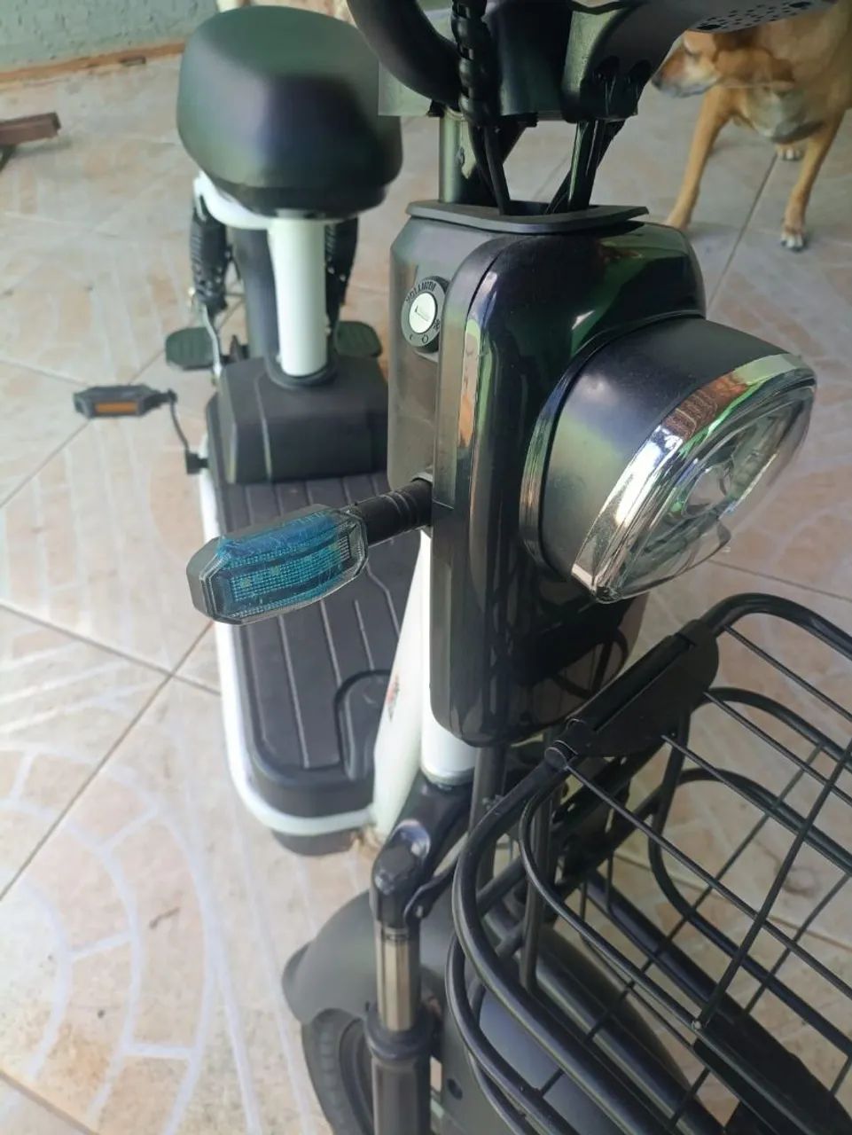 Bicicleta Elétrica /Capacete de brinde - Foto 3